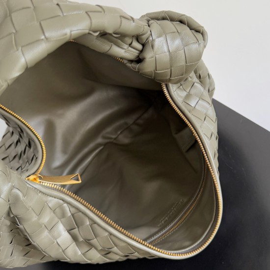 Bottega Veneta Classic Jodie