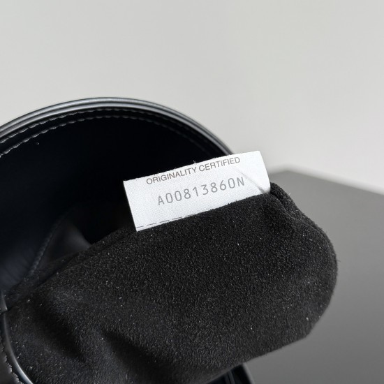 Bottega Veneta Baby Liberta