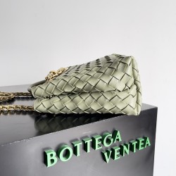 Bottega Veneta Small Andiamo Chain