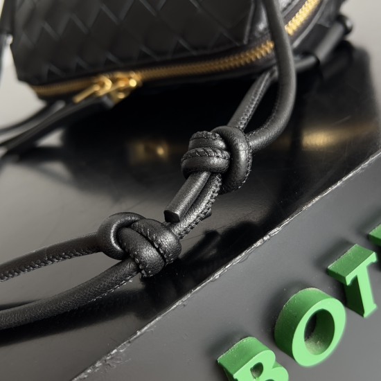 Bottega Veneta Concert Pouch