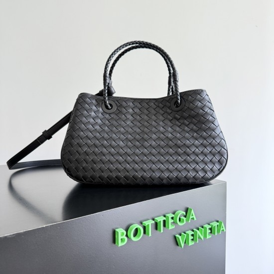 Bottega Veneta Basket