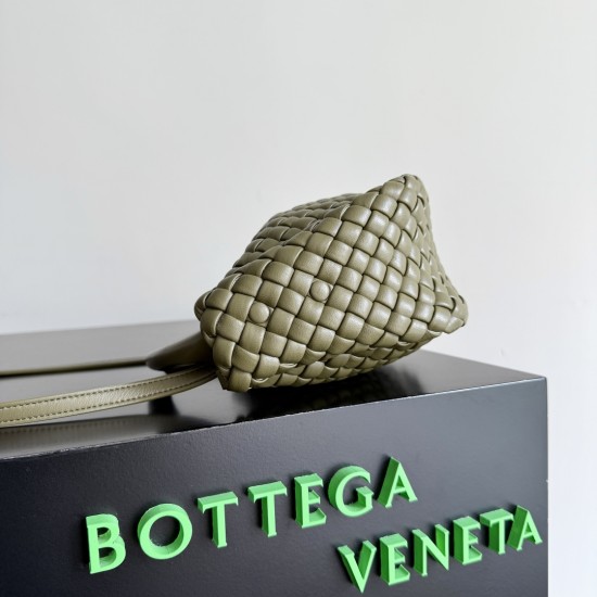 Bottega Veneta Small Cobble Top Handle