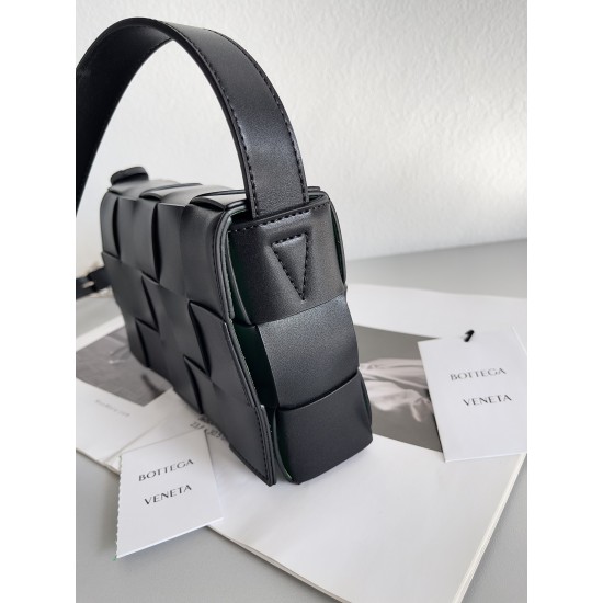 Bottega Veneta Cassette