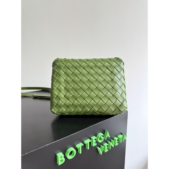 Bottega Veneta Small Parachute