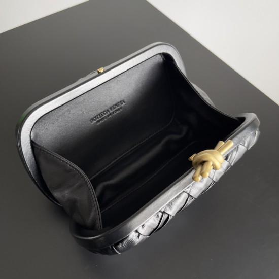 BottegaVeneta Knot Dinner bag