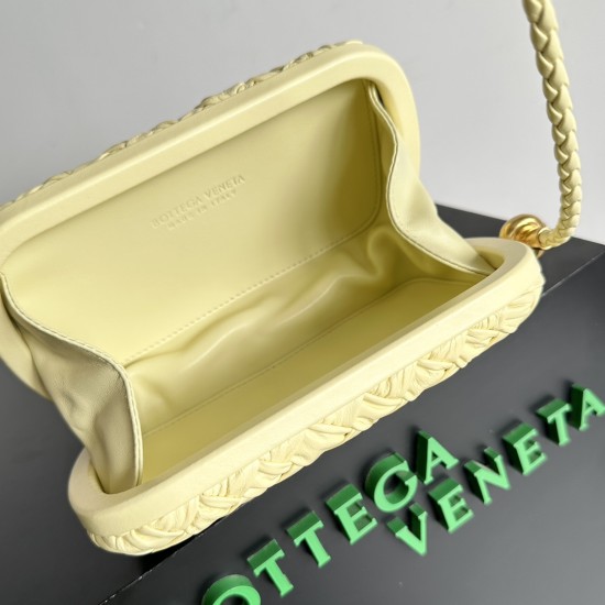 BottegaVeneta Knot Dinner bag