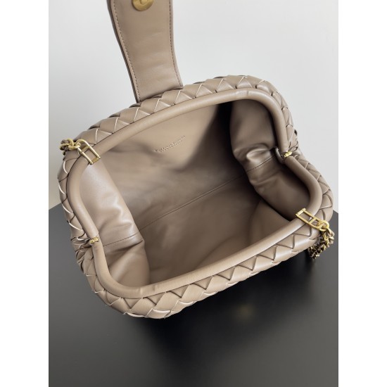 Bottega Veneta Medium Lauren 1980