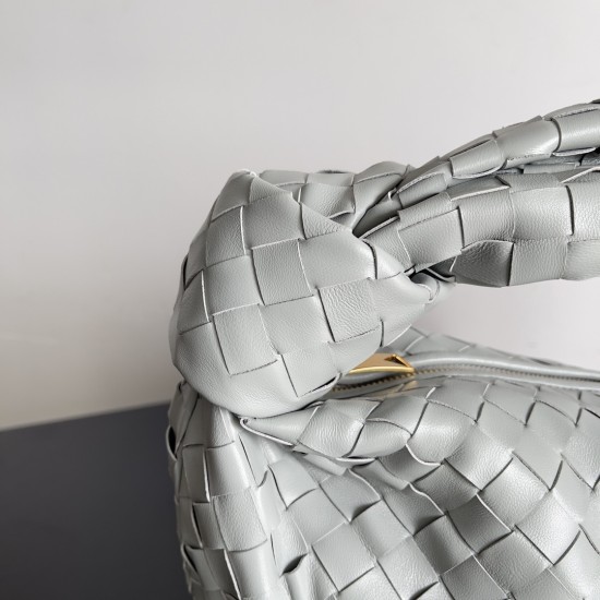 Bottega Veneta Classic Jodie