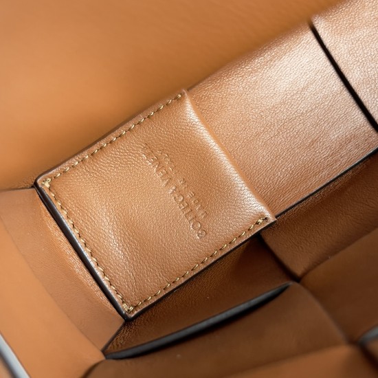 Bottega Veneta Cassette