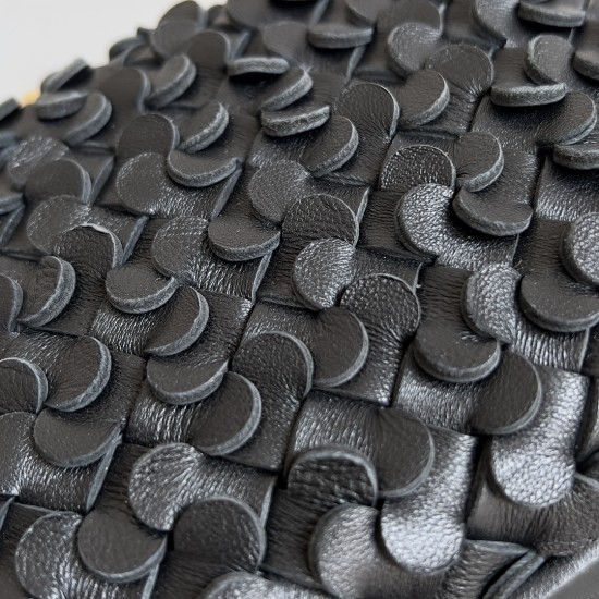 BottegaVeneta Knot Dinner bag