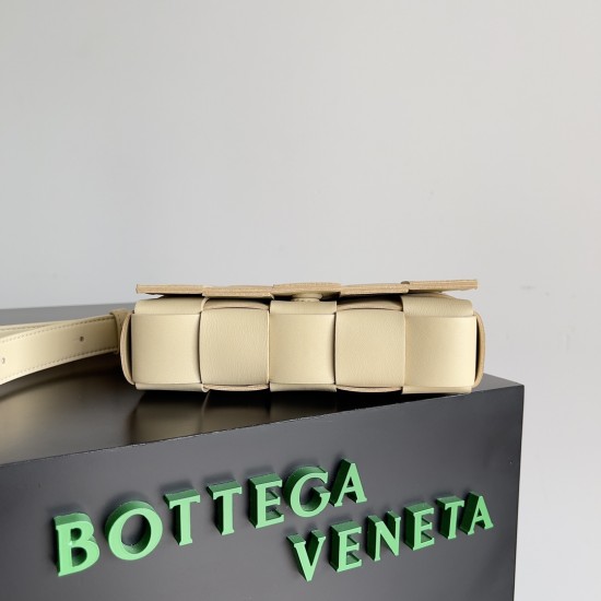 Bottega Veneta Cassette