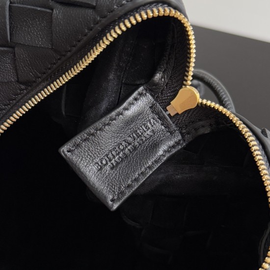 Bottega Veneta Loop Camera Bag