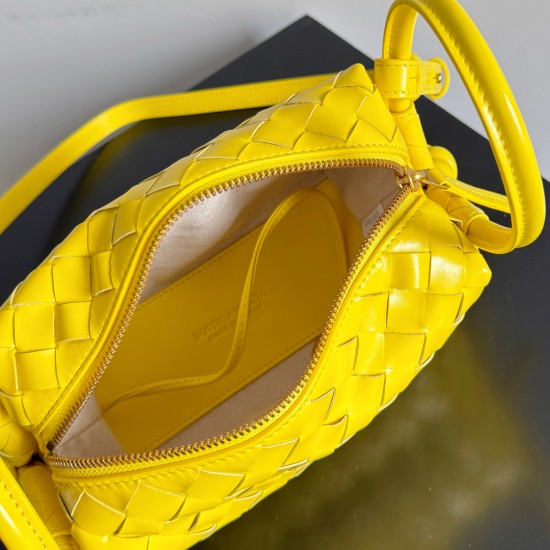 Bottega Veneta Top Handle Loop