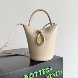 Bottega Veneta Small Liberta Bucket Bottega Veneta Small Liberta Bucket