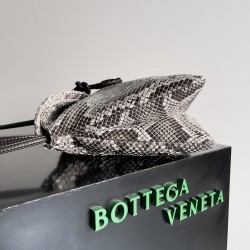 Bottega Veneta Liberta Bottega Veneta Liberta