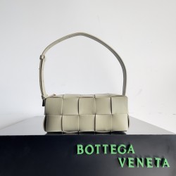 Bottega Veneta Cassette
