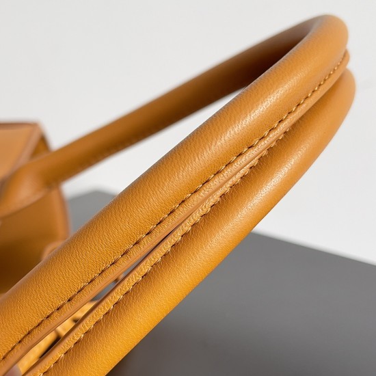 Bottega Veneta Arco Tote Size：30*20*11.5cm