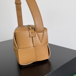 Bottega Veneta Cassette