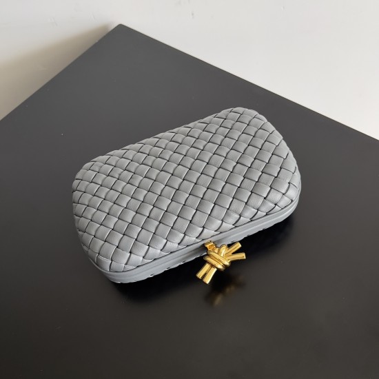 BottegaVeneta Knot Dinner bag