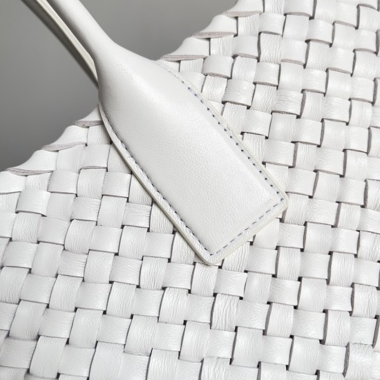 Bottega Veneta Large Cabat