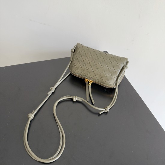 Bottega Veneta Concert Pouch