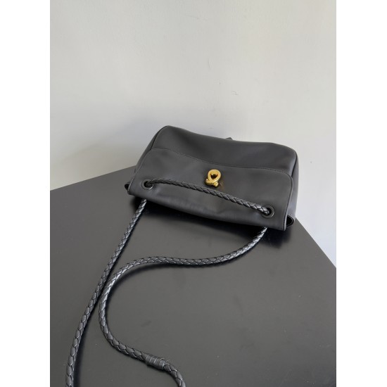Bottega Veneta Madison