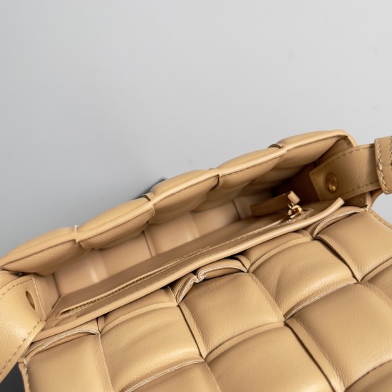 Bottega Veneta Cassette Bottega Veneta Cassette