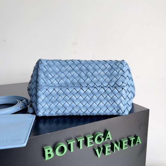 Bottega Veneta Mini Cabat