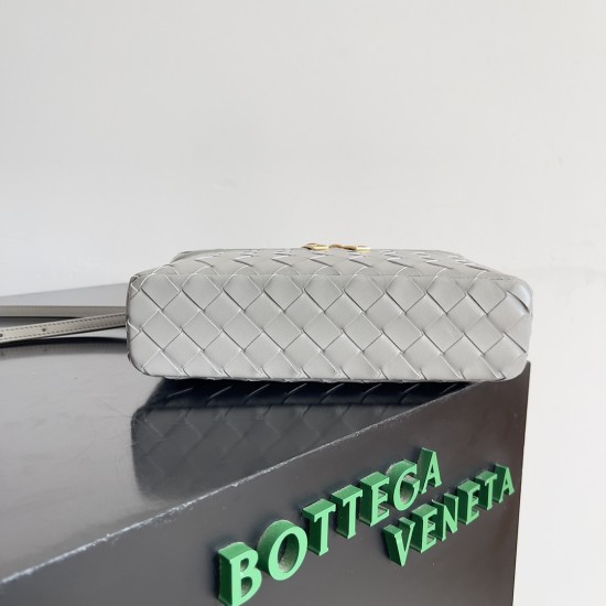 Bottega Veneta Bang Bang