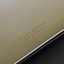 Bottega Veneta Large Andiamo