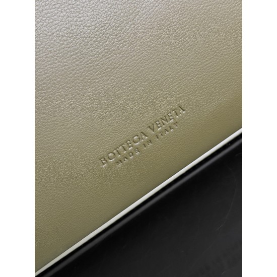 Bottega Veneta Large Andiamo