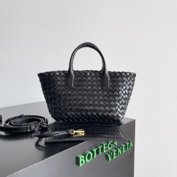 Bottega Veneta Mini Cabat