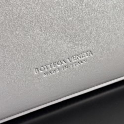 Bottega Veneta Large Andiamo