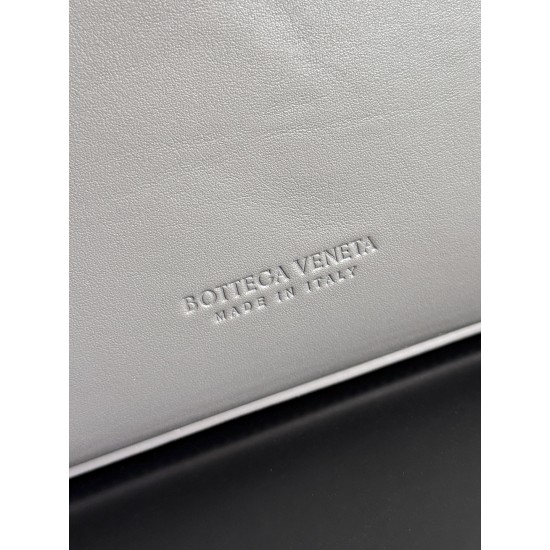 Bottega Veneta Large Andiamo