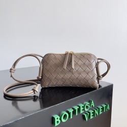 Bottega Veneta Concert Pouch