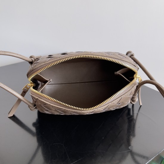 Bottega Veneta Concert Pouch