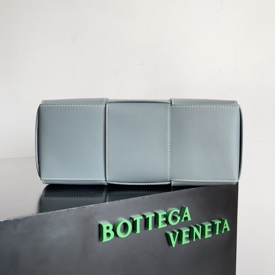 Bottega Veneta Arco Tote Bag