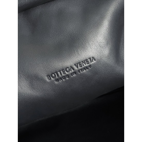 Bottega Veneta Medium Lauren 1980