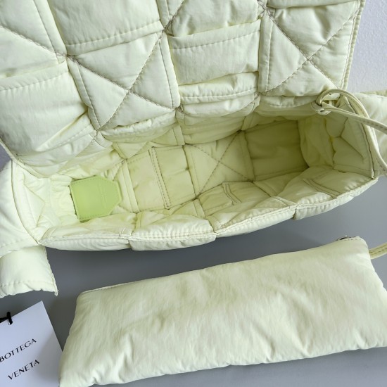 Bottega Veneta Cassette