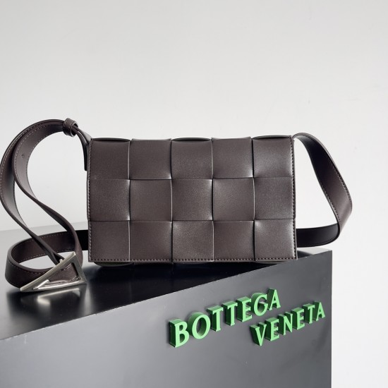 Bottega Veneta Cassette