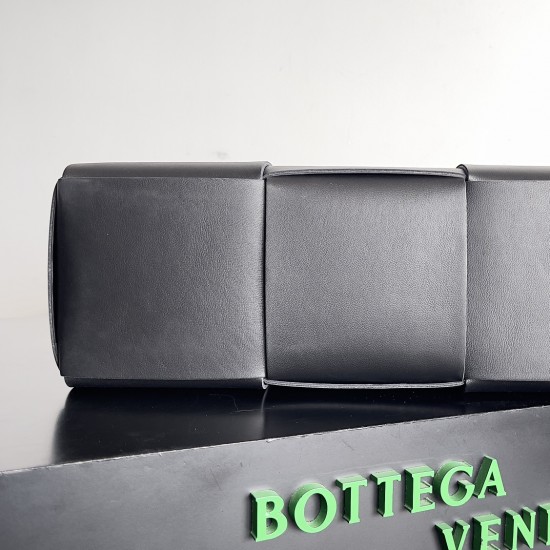 Bottega Veneta Arco Tote Bag