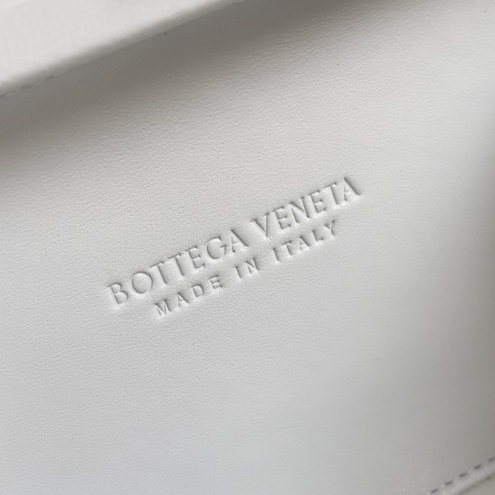 BottegaVeneta Knot Dinner bag