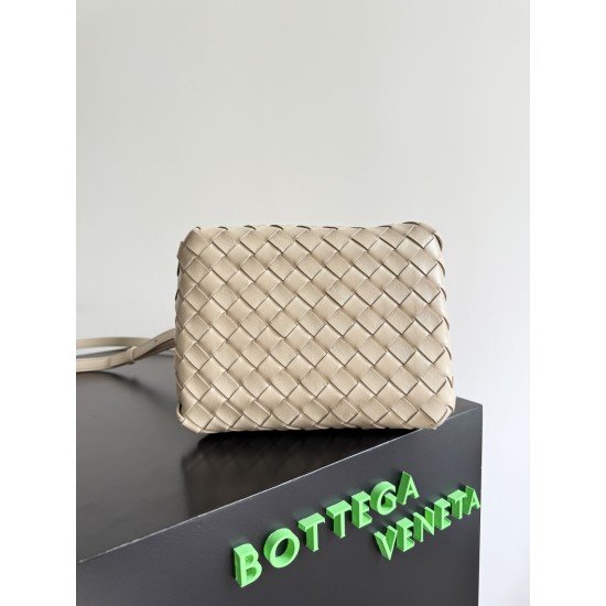 Bottega Veneta Small Parachute