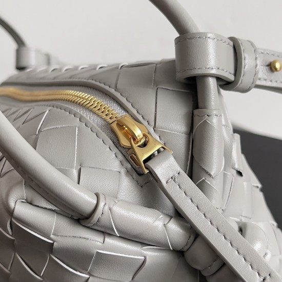 Bottega Veneta Top Handle Loop