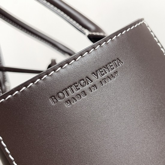Bottega Veneta Arco Tote Bag