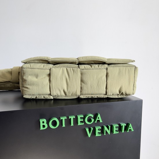 Bottega Veneta Cassette