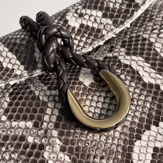 Bottega Veneta Liberta