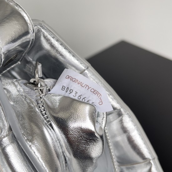 Bottega Veneta Cassette Bottega Veneta Cassette