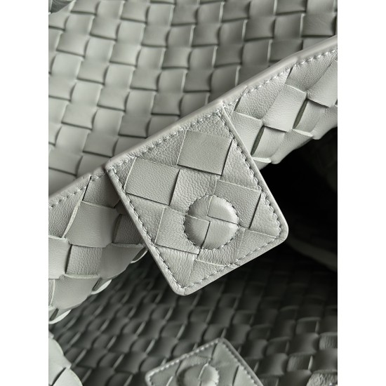 Bottega Veneta Large Parachute
