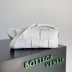 Bottega Veneta Cassette